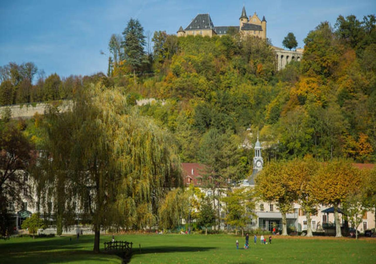 Appartement Chateau Uriage-Chamrousse Saint-Martin-d'Uriage Bagian luar foto